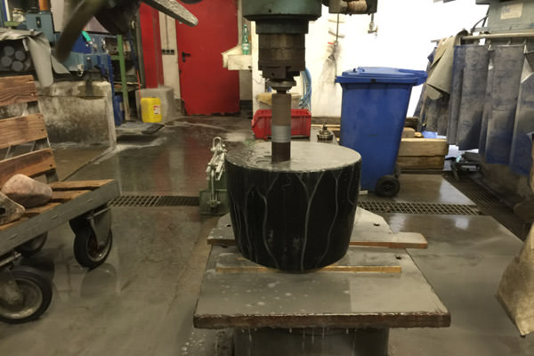 Naturstein Beton Hohlbohrung Diamantbohrung